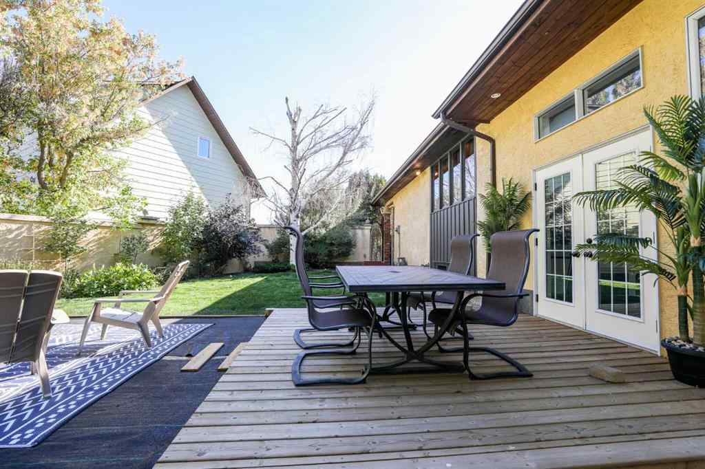 MLS® A2259668 - 107 Temple Crescent W in Varsity Village Lethbridge, Residential