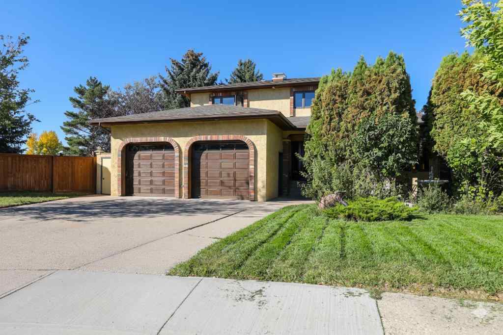 MLS® A2259668 - 107 Temple Crescent W in Varsity Village Lethbridge, Residential