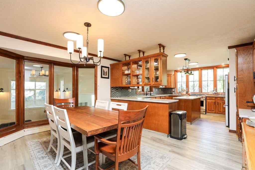 MLS® A2259668 - 107 Temple Crescent W in Varsity Village Lethbridge, Residential