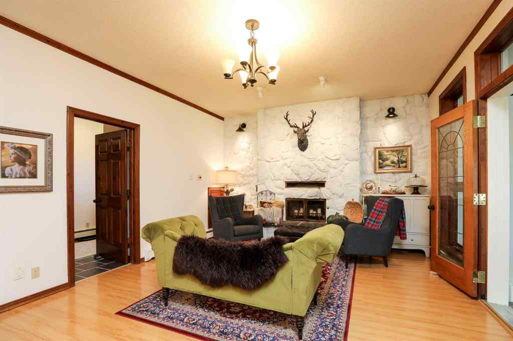 MLS® A2259668 - 107 Temple Crescent W in Varsity Village Lethbridge, Residential