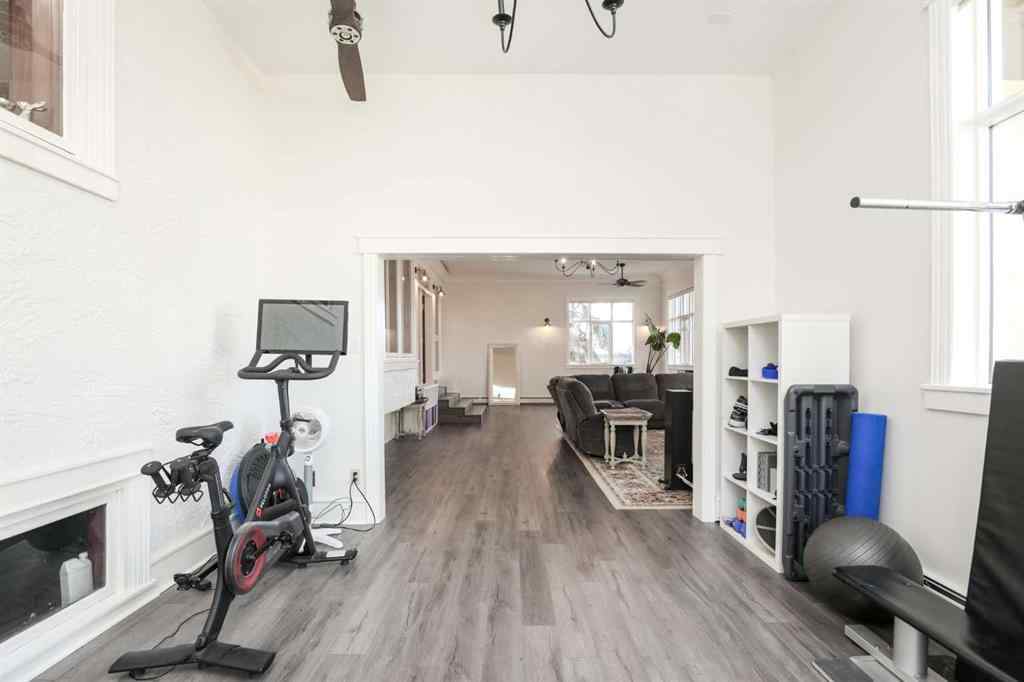 MLS® A2259668 - 107 Temple Crescent W in Varsity Village Lethbridge, Residential