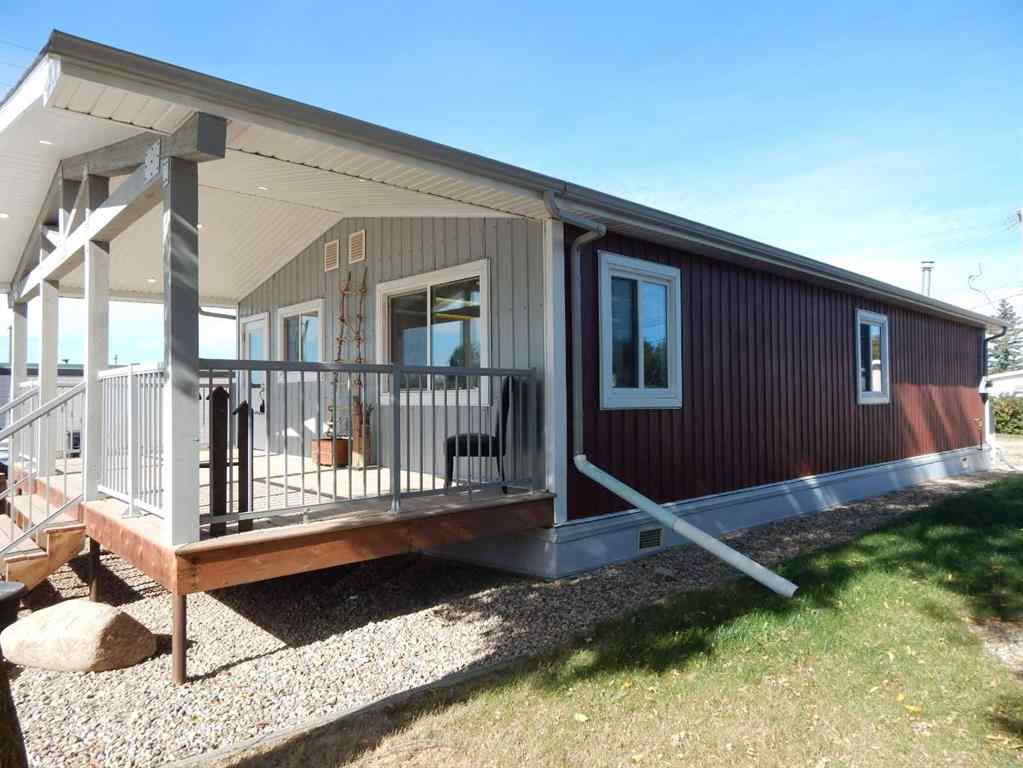 MLS® A2259673 - 2012 20 Avenue  in NONE Bowden, Commercial