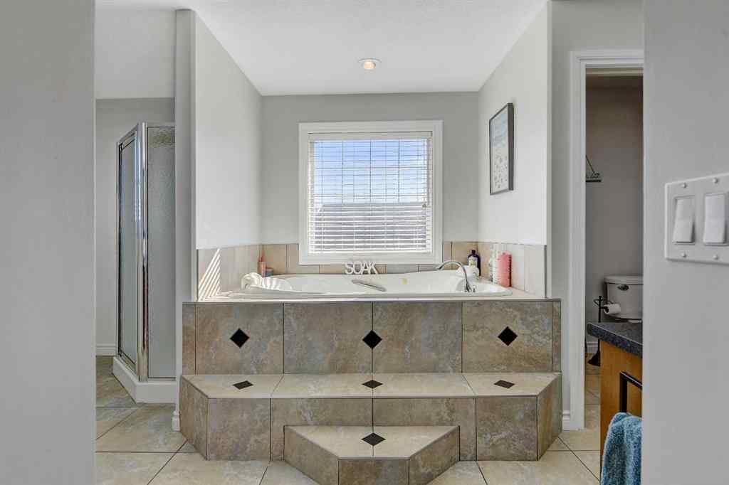 MLS® A2259676 - 10826 Carriage Lane Drive  in Carriage Lane Estates Rural Grande Prairie No. 1, County of, Residential