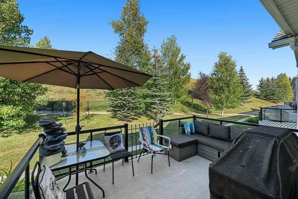 MLS® A2259681 - 528 Rocky Vista Gardens NW in Rocky Ridge Calgary, Residential