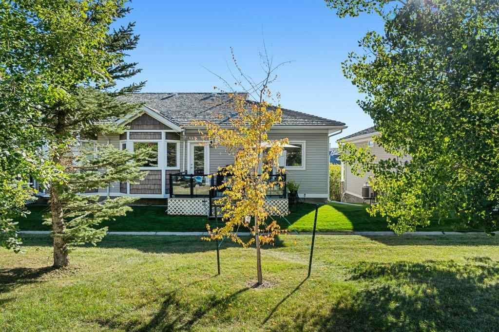 MLS® A2259681 - 528 Rocky Vista Gardens NW in Rocky Ridge Calgary, Residential