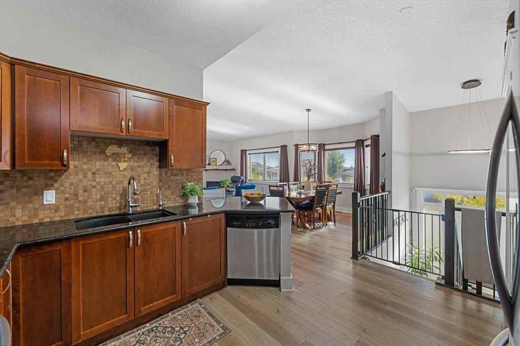 MLS® A2259681 - 528 Rocky Vista Gardens NW in Rocky Ridge Calgary, Residential