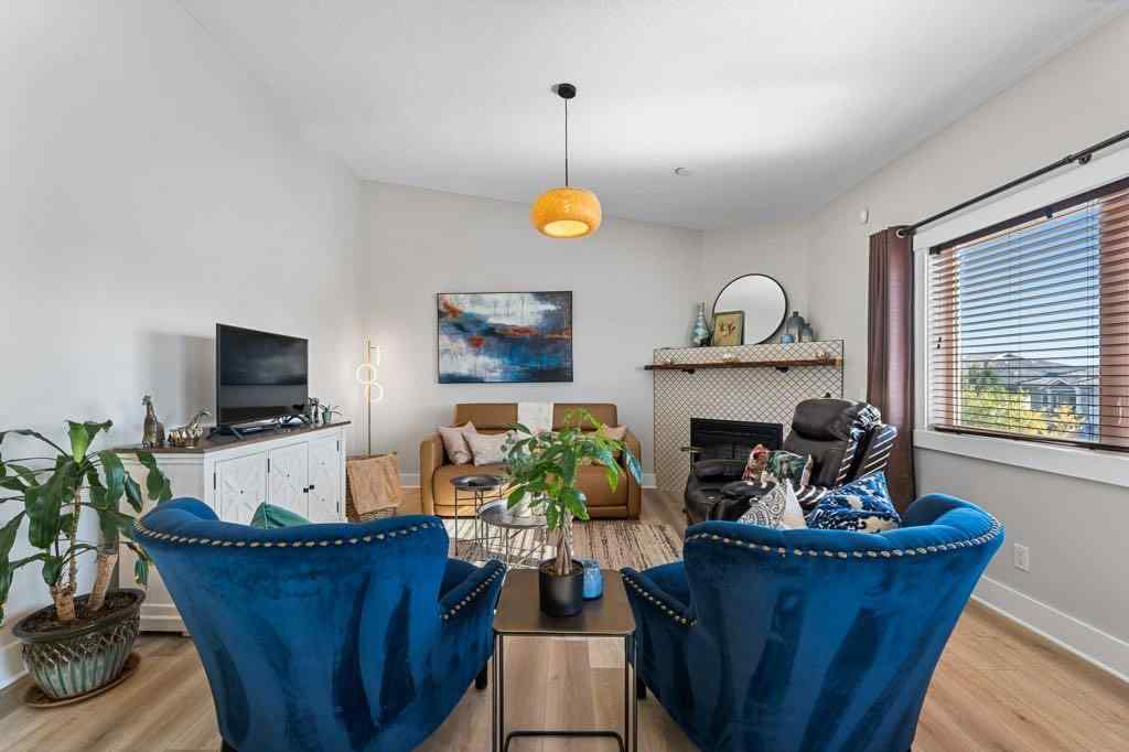 MLS® A2259681 - 528 Rocky Vista Gardens NW in Rocky Ridge Calgary, Residential