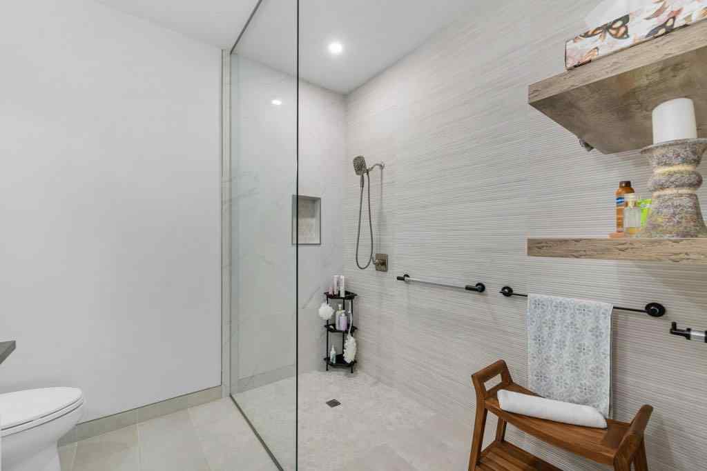 MLS® A2259681 - 528 Rocky Vista Gardens NW in Rocky Ridge Calgary, Residential