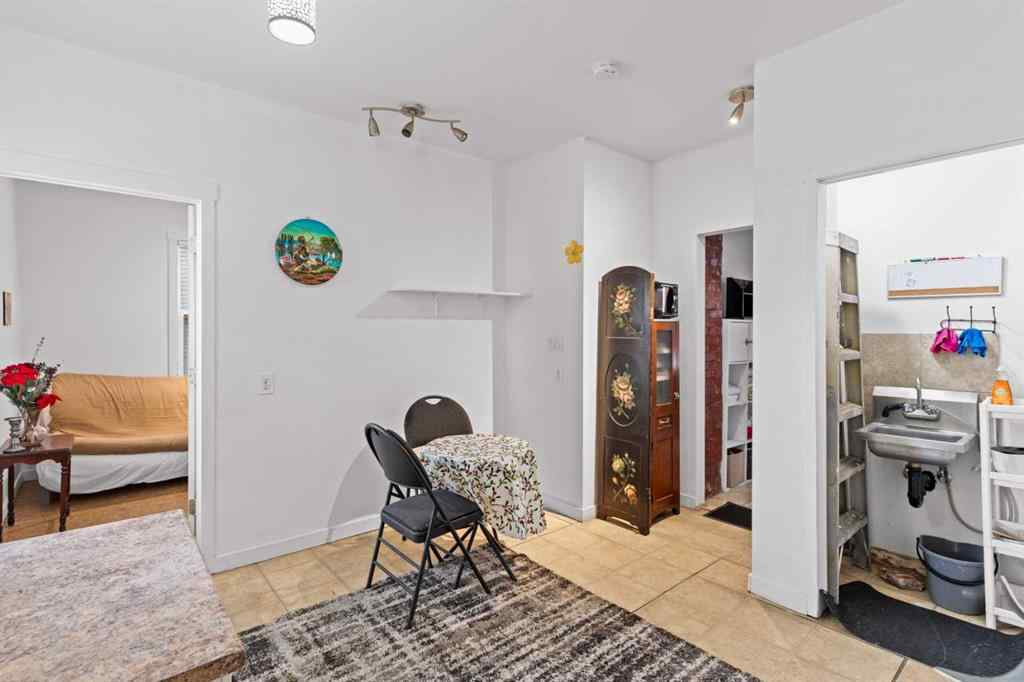 MLS® A2259682 - 342 14 Street NW in Hillhurst Calgary, Commercial