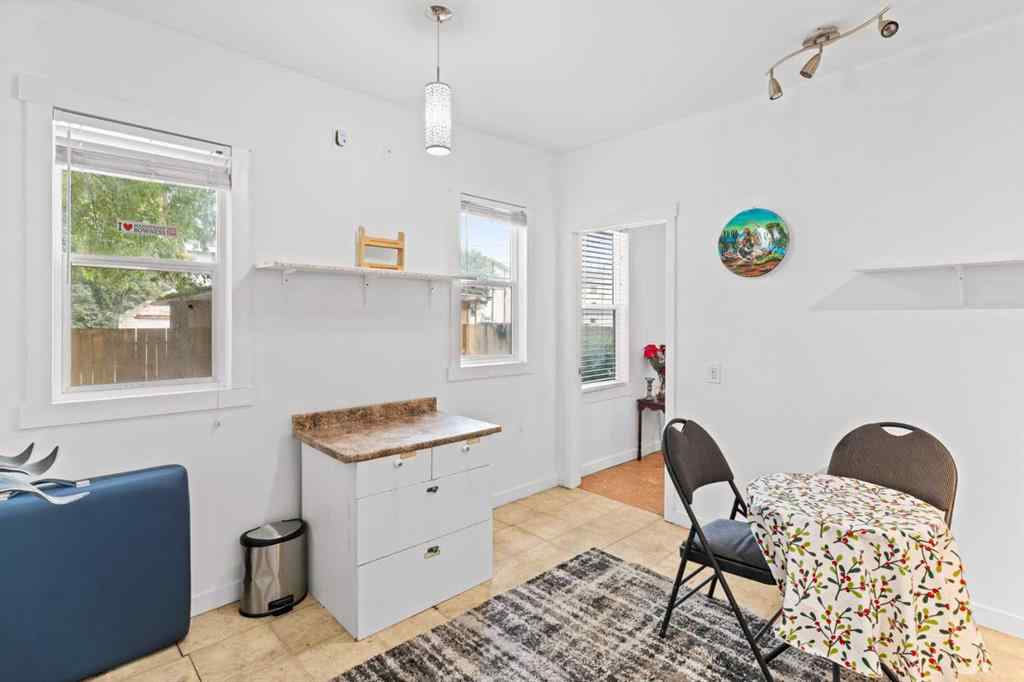 MLS® A2259682 - 342 14 Street NW in Hillhurst Calgary, Commercial