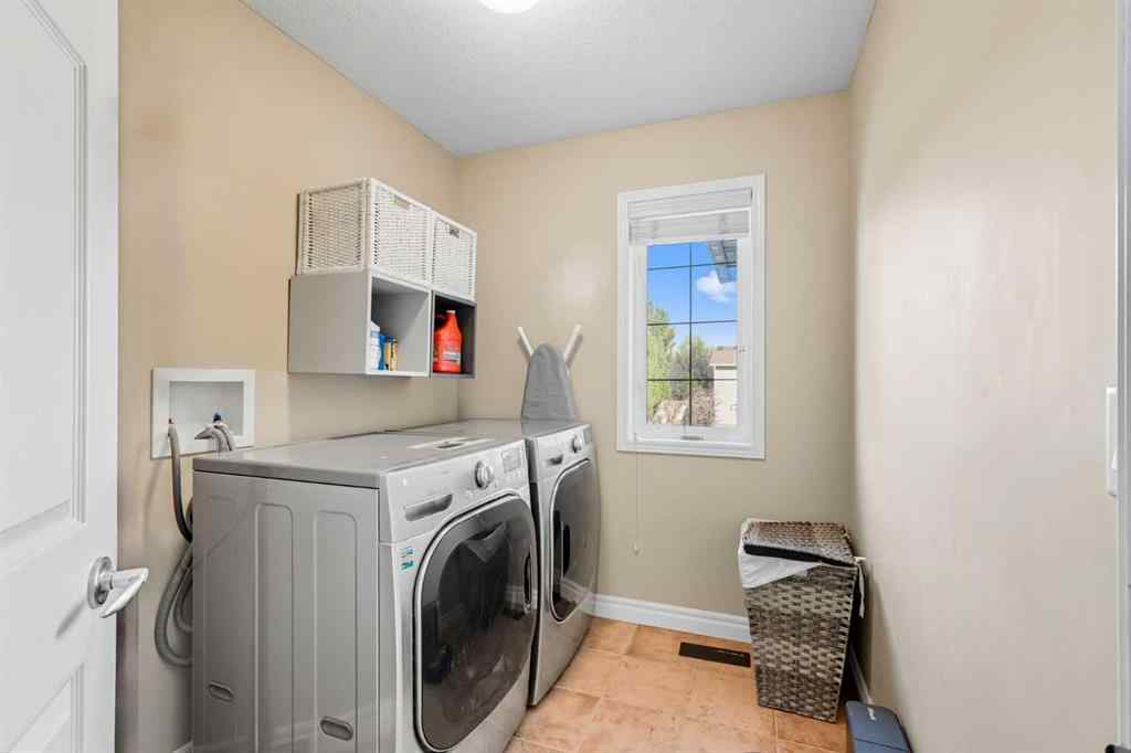 MLS® A2259686 - 7 Panatella Close NW in Panorama Hills Calgary, Residential