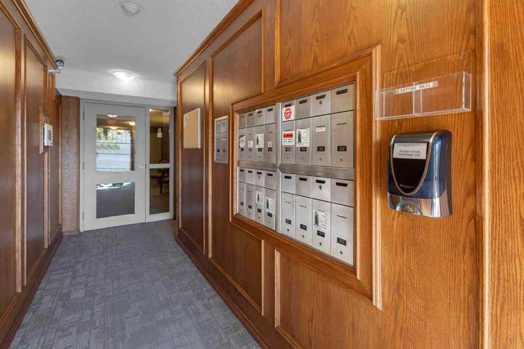 MLS® A2259690 - Unit #403 354 3 Avenue NE in Crescent Heights Calgary, Residential