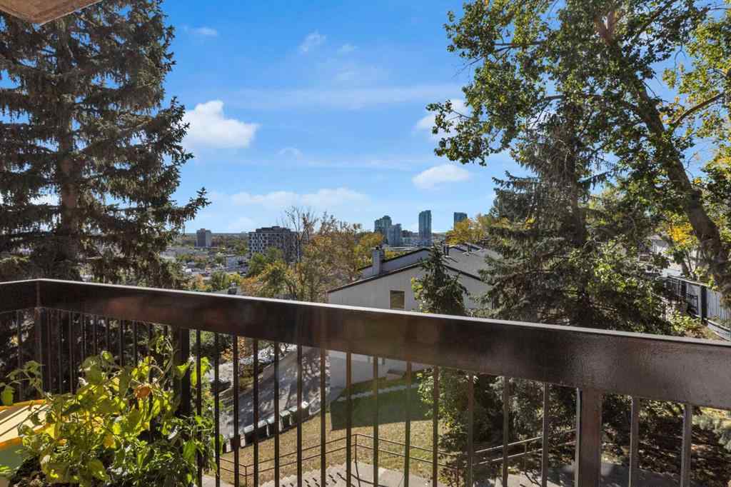 MLS® A2259690 - Unit #403 354 3 Avenue NE in Crescent Heights Calgary, Residential