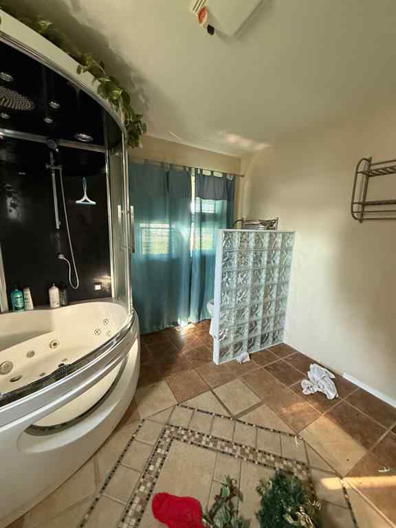 MLS® A2259696 - 4909 51 Street  in Peers Peers, Residential