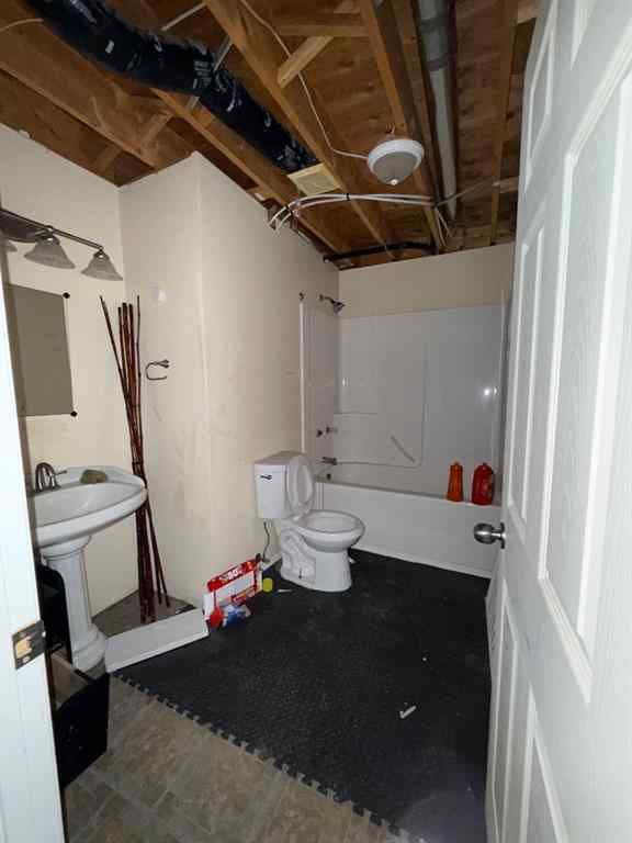 MLS® A2259696 - 4909 51 Street  in Peers Peers, Residential