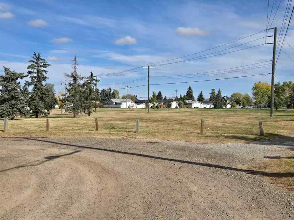 MLS® A2259702 - 42 Pennsburg Way SE in Penbrooke Meadows Calgary, Residential