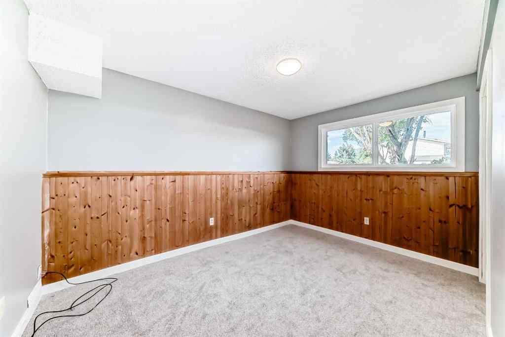 MLS® A2259702 - 42 Pennsburg Way SE in Penbrooke Meadows Calgary, Residential