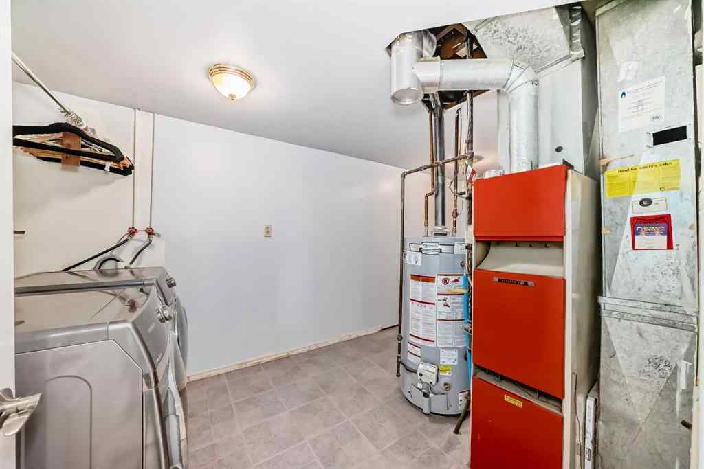 MLS® A2259702 - 42 Pennsburg Way SE in Penbrooke Meadows Calgary, Residential