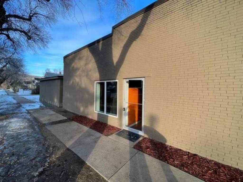 MLS® A2259716 - 120A 3 Avenue E in Downtown Drumheller Drumheller, Commercial