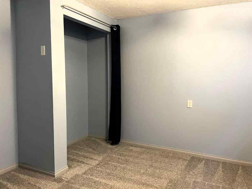 MLS® A2259717 - 10405 118 Street  in NONE Fairview, Residential