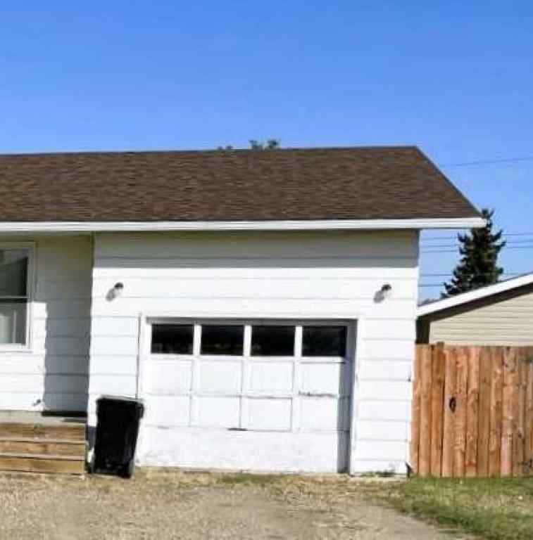 MLS® A2259717 - 10405 118 Street  in NONE Fairview, Residential