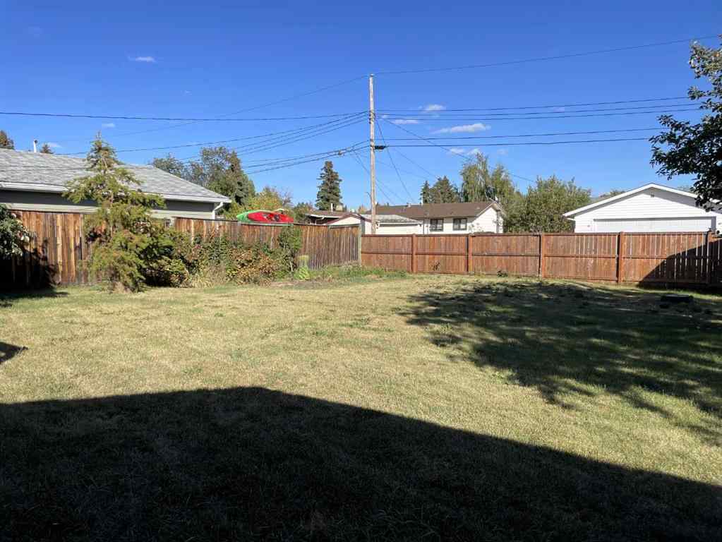 MLS® A2259717 - 10405 118 Street  in NONE Fairview, Residential
