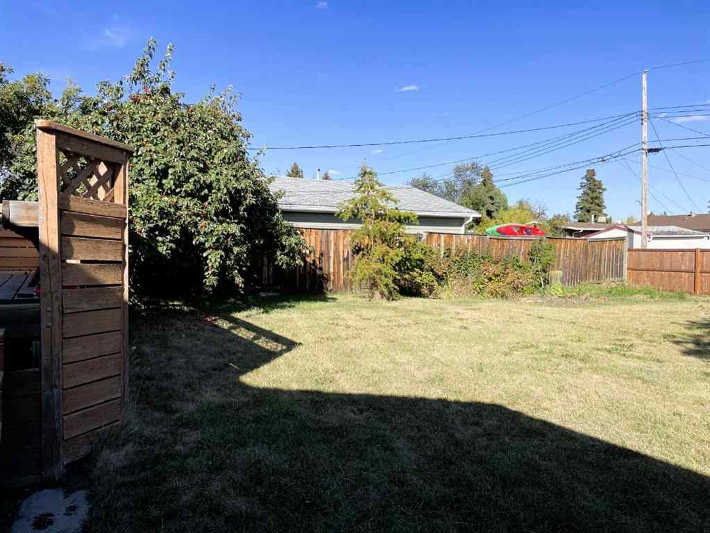 MLS® A2259717 - 10405 118 Street  in NONE Fairview, Residential