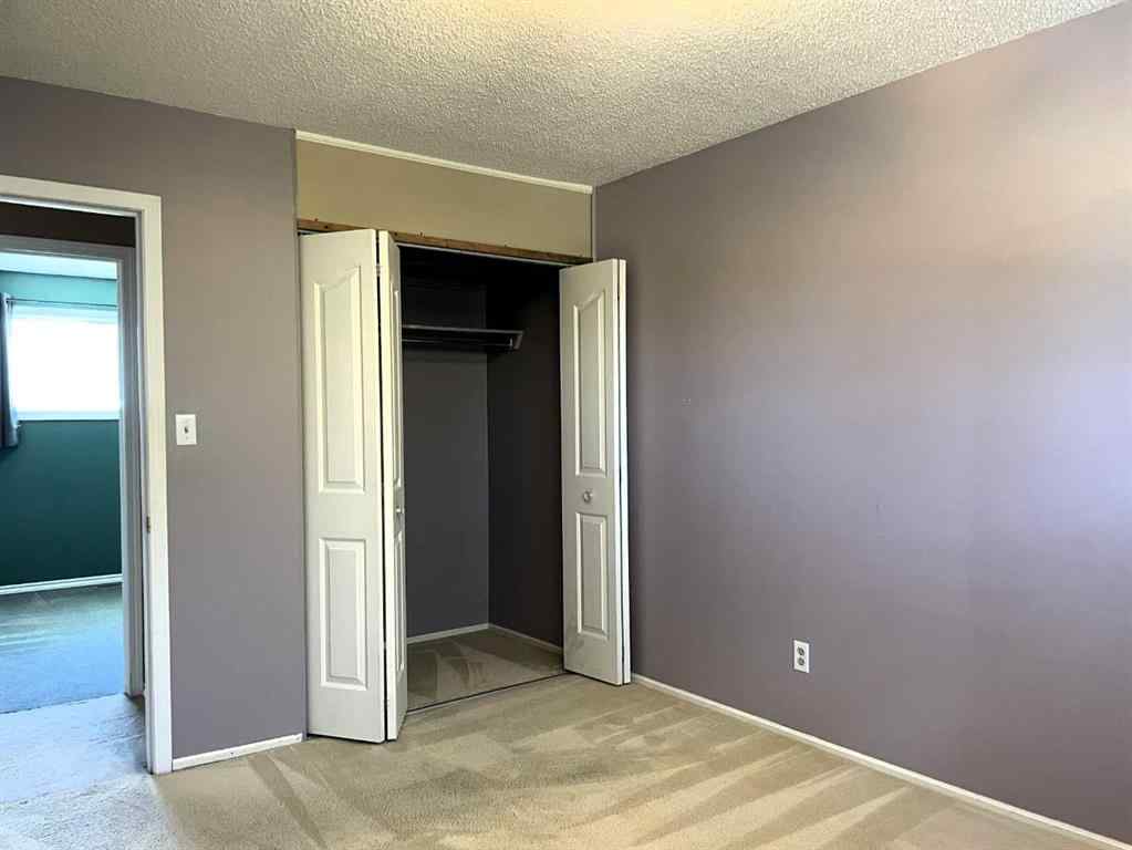 MLS® A2259717 - 10405 118 Street  in NONE Fairview, Residential