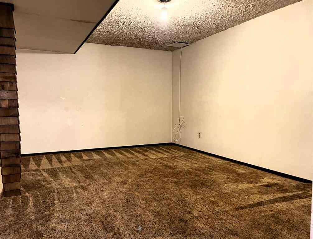 MLS® A2259717 - 10405 118 Street  in NONE Fairview, Residential