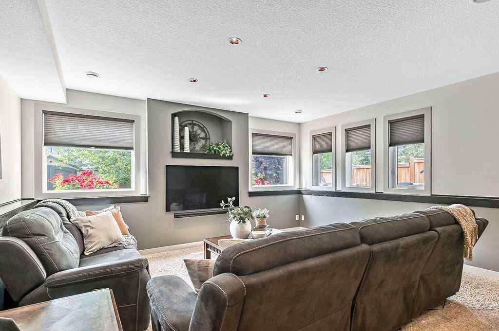 MLS® A2259718 - 73 Evanspark Way NW in Evanston Calgary, Residential