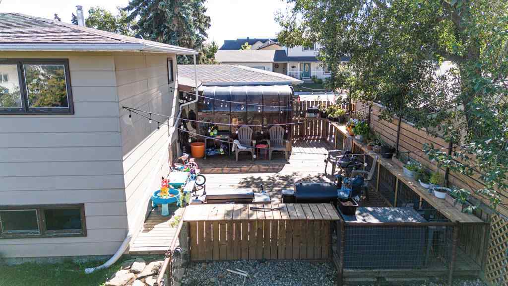 MLS® A2259719 - 664 49 Avenue W in NONE Claresholm, Residential