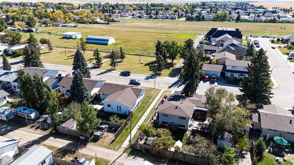 MLS® A2259719 - 664 49 Avenue W in NONE Claresholm, Residential