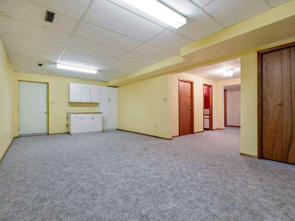 MLS® A2259720 - 148 Mt Blakiston Bay W in Mountain Heights Lethbridge, Residential