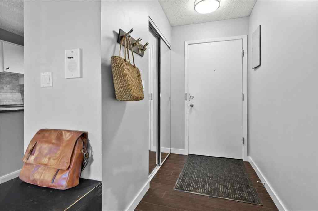 MLS® A2259721 - Unit #205 1001 68 Avenue SW in Kelvin Grove Calgary, Residential