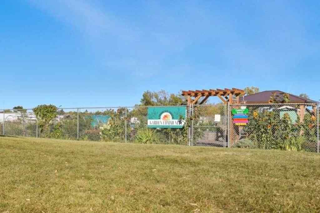 MLS® A2259728 - 6609 19 Street SE in Ogden Calgary, Residential