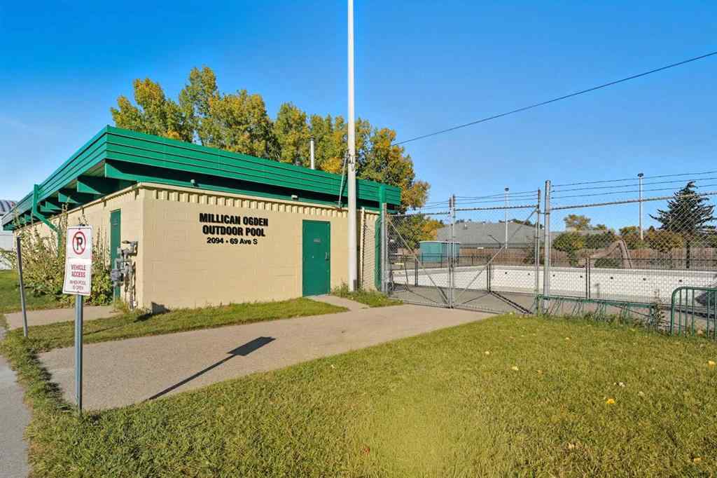 MLS® A2259728 - 6609 19 Street SE in Ogden Calgary, Residential