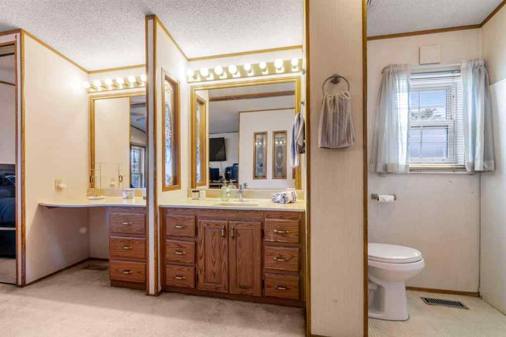 MLS® A2259734 - 254 Erin Woods Circle SE in Erin Woods Calgary, Residential