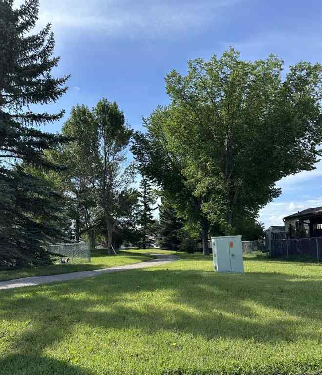 MLS® A2259734 - 254 Erin Woods Circle SE in Erin Woods Calgary, Residential