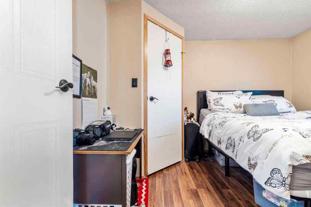 MLS® A2259734 - 254 Erin Woods Circle SE in Erin Woods Calgary, Residential