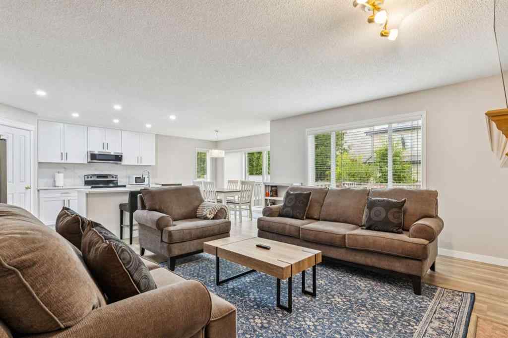 MLS® A2259735 - 167 Panamount Heights NW in Panorama Hills Calgary, Residential