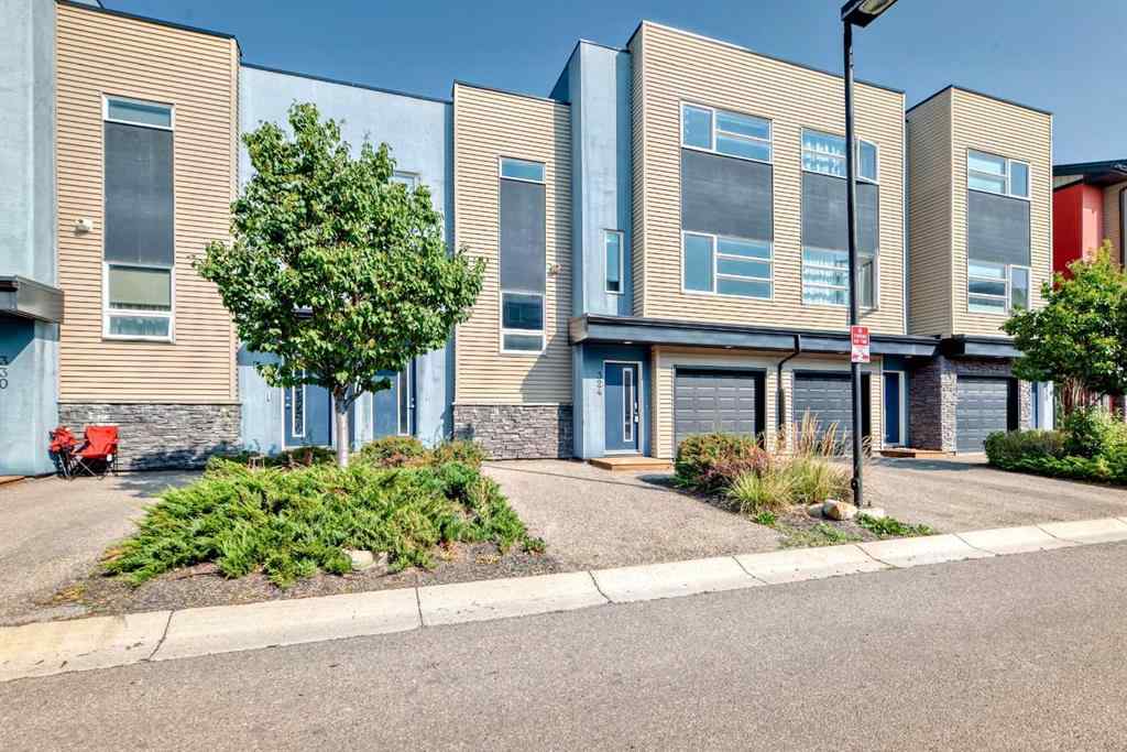 MLS® A2259741 - 326 Covecreek Circle NE in Coventry Hills Calgary, Residential