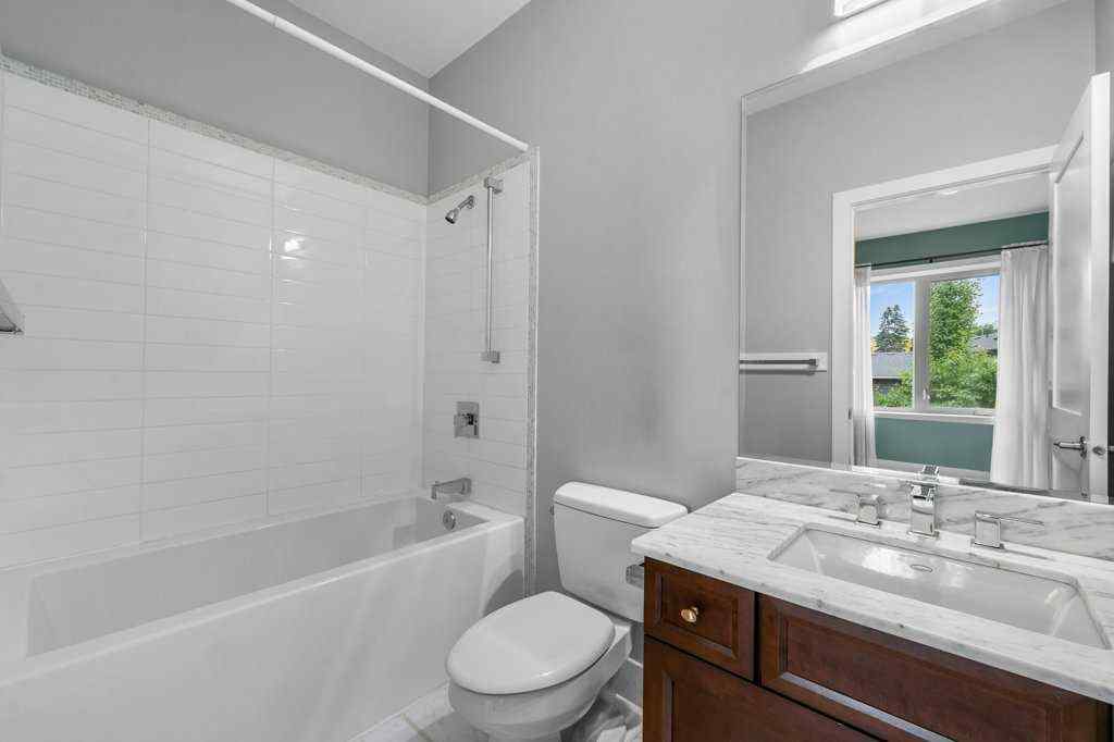 MLS® A2259746 - 2512 16B Street SW in Bankview Calgary, Residential