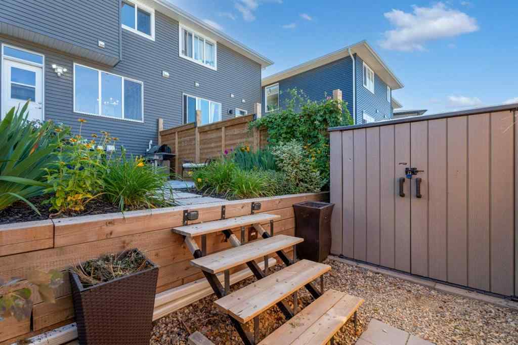 MLS® A2259756 - 332 Lawthorn Way SE in Lanark Airdrie, Residential