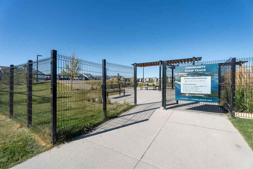 MLS® A2259756 - 332 Lawthorn Way SE in Lanark Airdrie, Residential