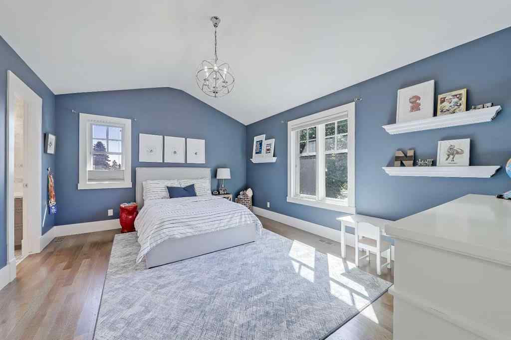 MLS® A2259763 - 2 Granville Crescent SW in Glendale Calgary, Residential