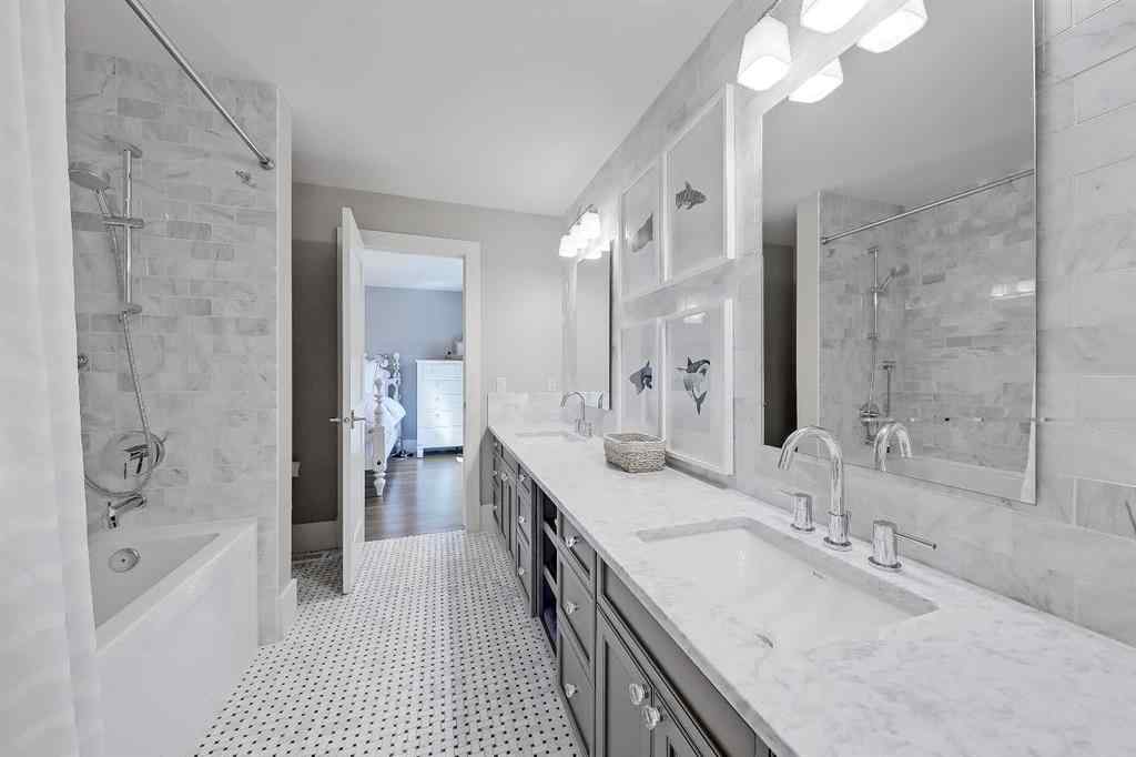 MLS® A2259763 - 2 Granville Crescent SW in Glendale Calgary, Residential