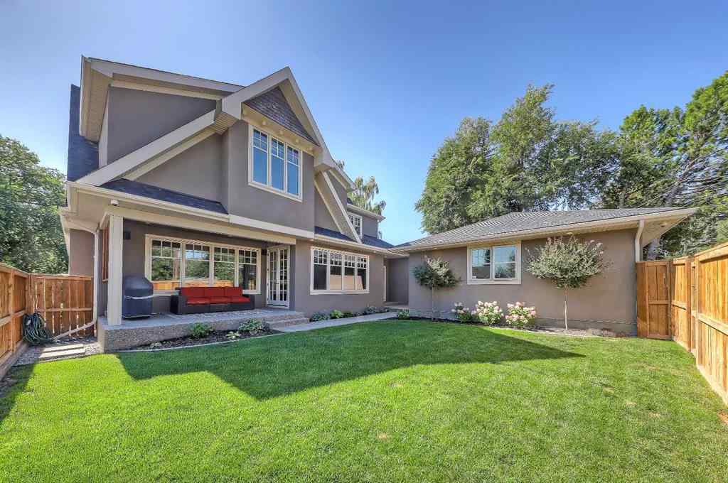 MLS® A2259763 - 2 Granville Crescent SW in Glendale Calgary, Residential