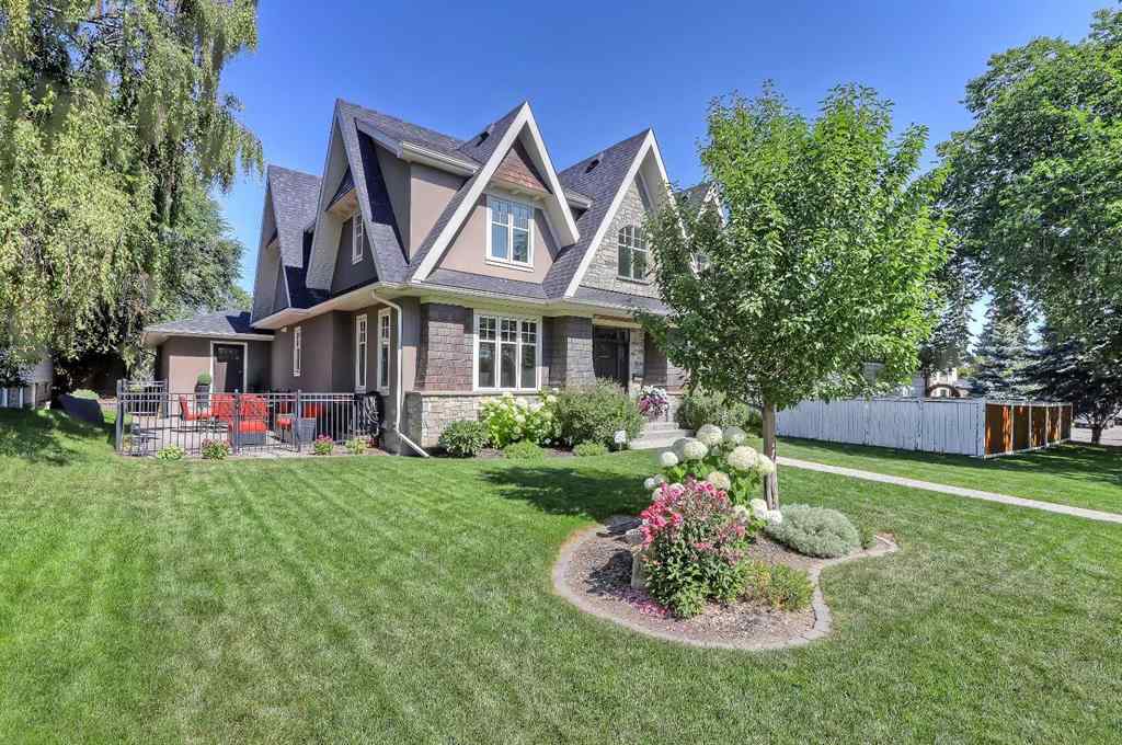 MLS® A2259763 - 2 Granville Crescent SW in Glendale Calgary, Residential