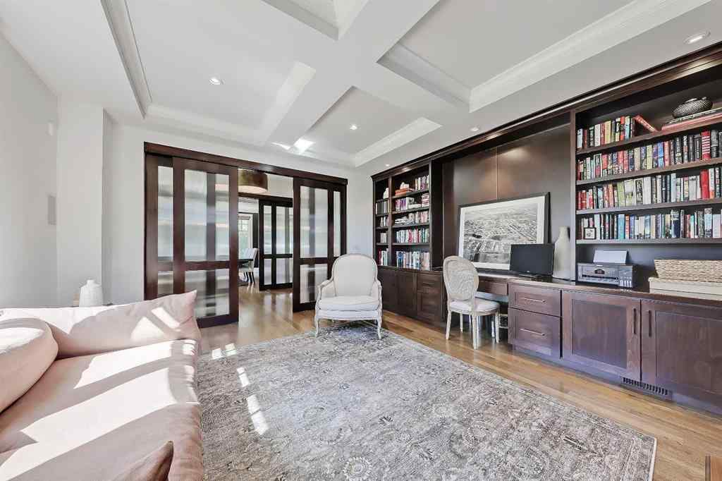 MLS® A2259763 - 2 Granville Crescent SW in Glendale Calgary, Residential