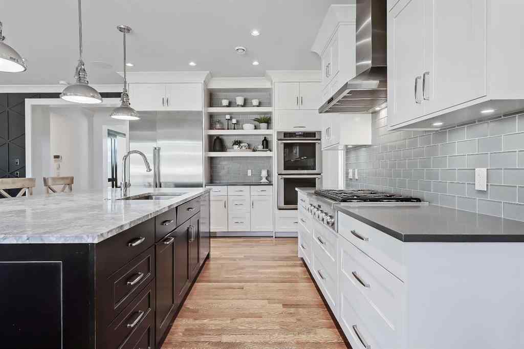 MLS® A2259763 - 2 Granville Crescent SW in Glendale Calgary, Residential